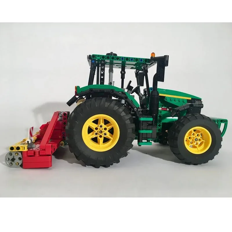 MOC-77079 & 6130R Tractor Mech - Heavy Equipment Lego reseña y precio